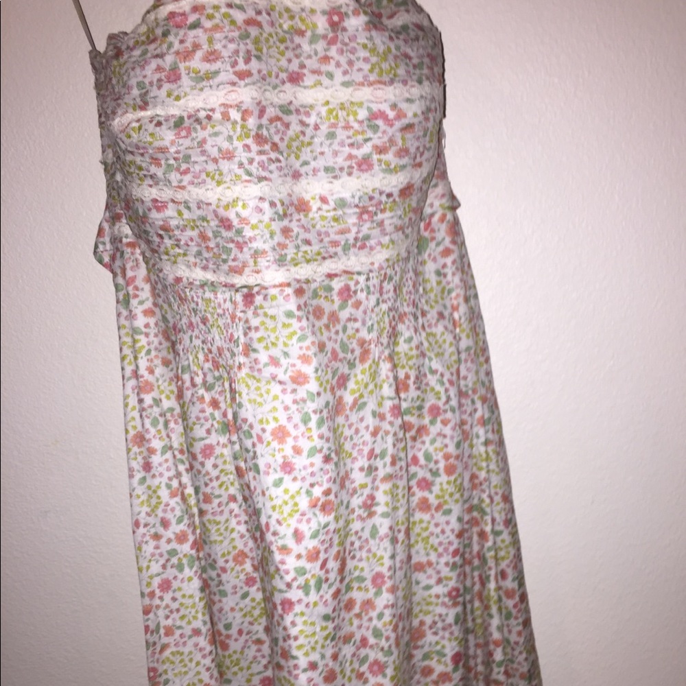 Strapless dress